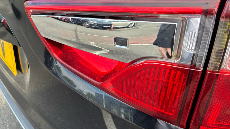 Ford EcoSport 1.5 TDCi 95 Titanium 5dr [17in] Diesel Hatchback